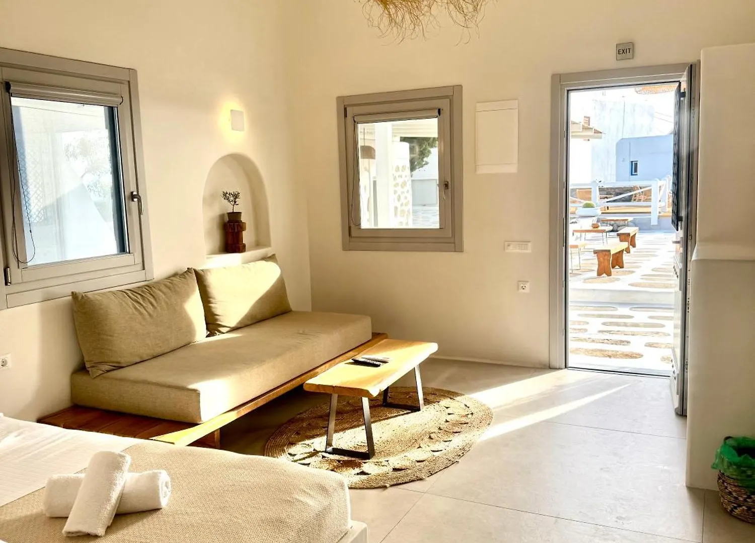 Merriam Mykonos Town